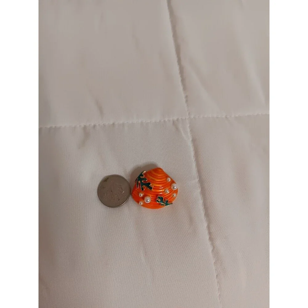 Betsey Johnson Brooch Pin Shell Seaweed Orange